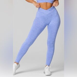 BLISS V-CUT SCRUNCH LEGGING